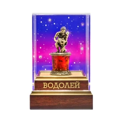 Статуэтка из янтаря и бронзы "Знак Зодиака Водолей".