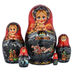 Матрешка "Зима. Тройка" 5 мест.