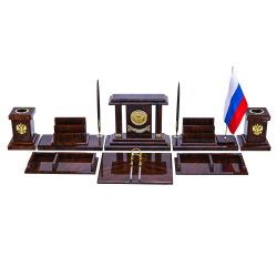 Настольный письменный набор из натурального камня.