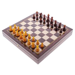Шахматы деревянные с янтарными фигурами 37х37 см.