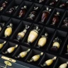 Шахматы с янтарными фигурами "Рыцарский турнир" 48х48 см.